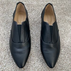 New Poppy Barley size 8.5 black leather flat